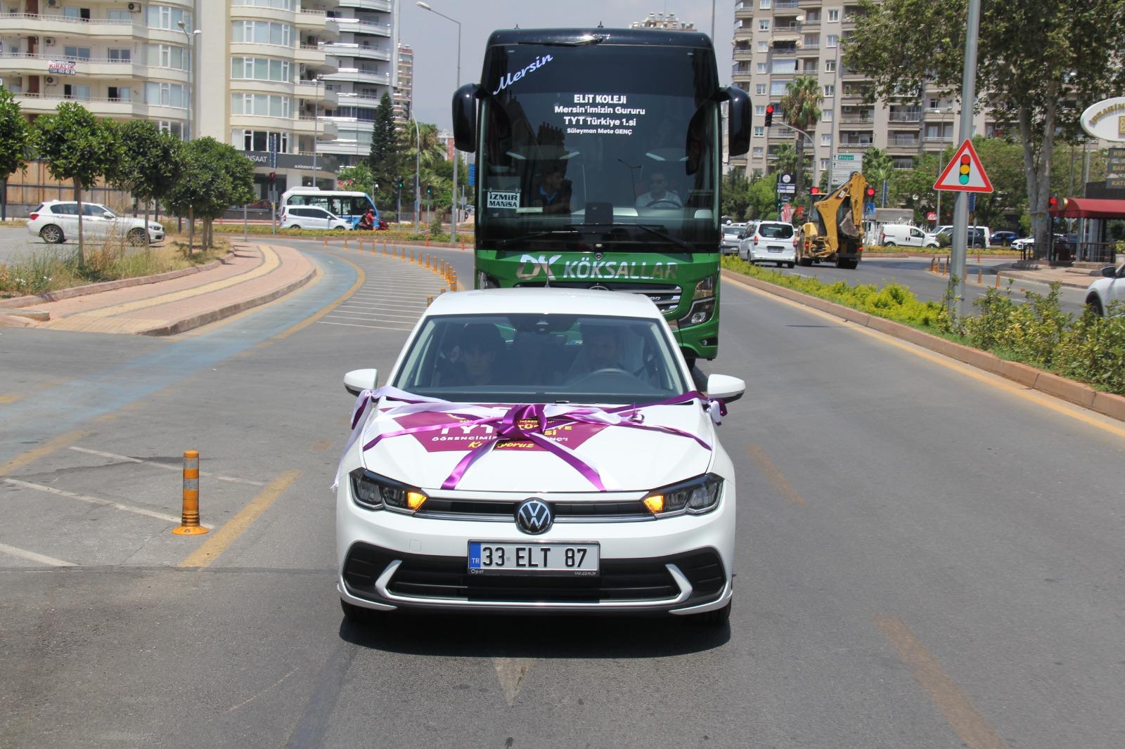 YKS TÜRKİYE 1.Sİ ÖĞRENCİMİZ SÜLEYMAN METE GENÇ'İN ÖDÜL TÖRENİ
