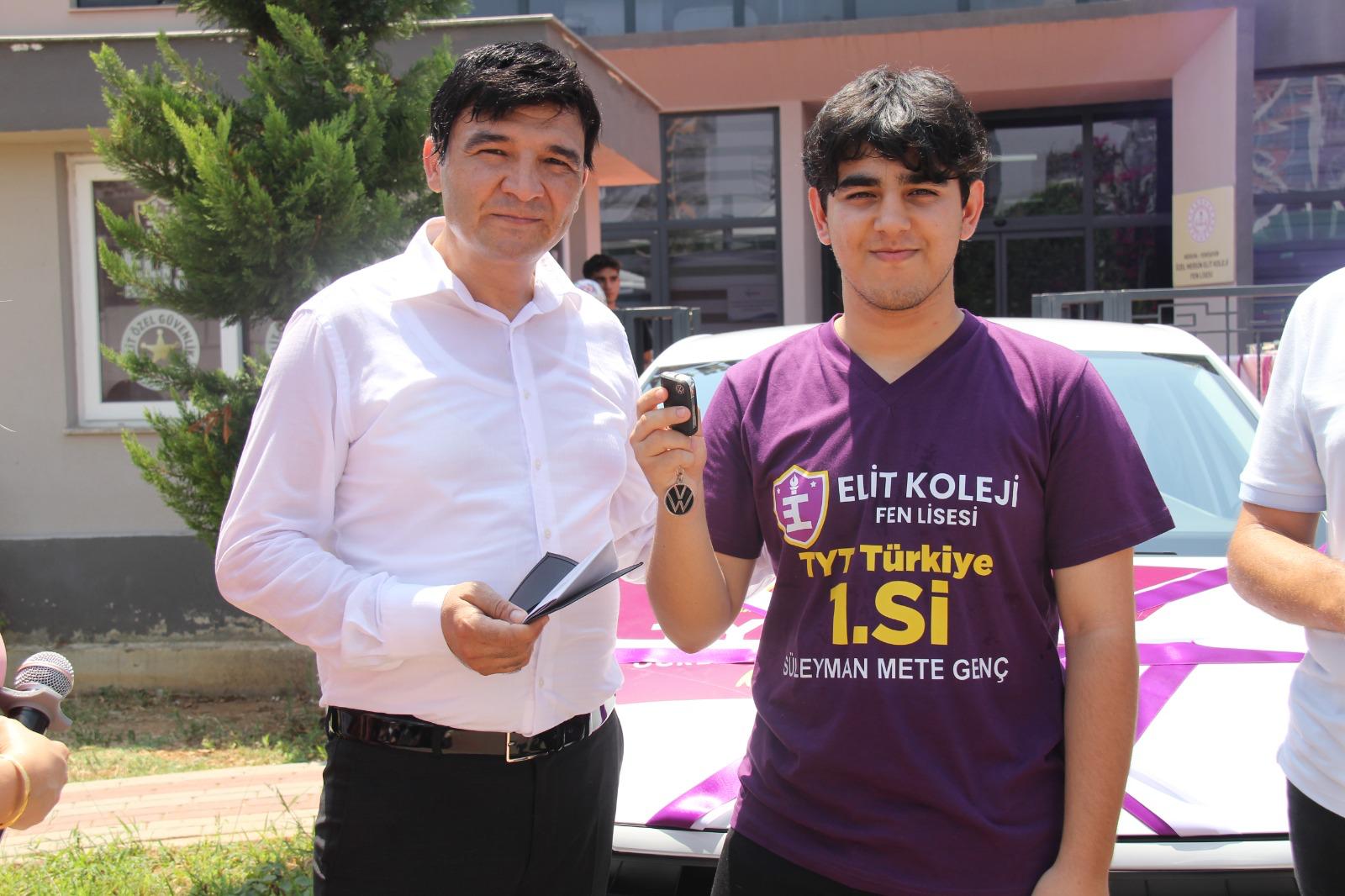 YKS TÜRKİYE 1.Sİ ÖĞRENCİMİZ SÜLEYMAN METE GENÇ'İN ÖDÜL TÖRENİ